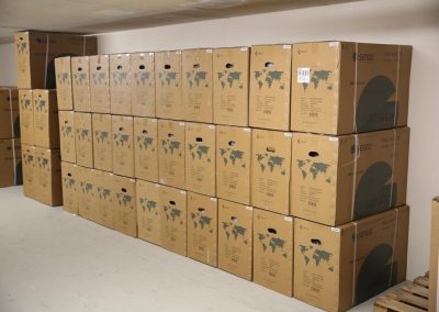 Lager mit eingepackten Klimageräten von klimaalarm24